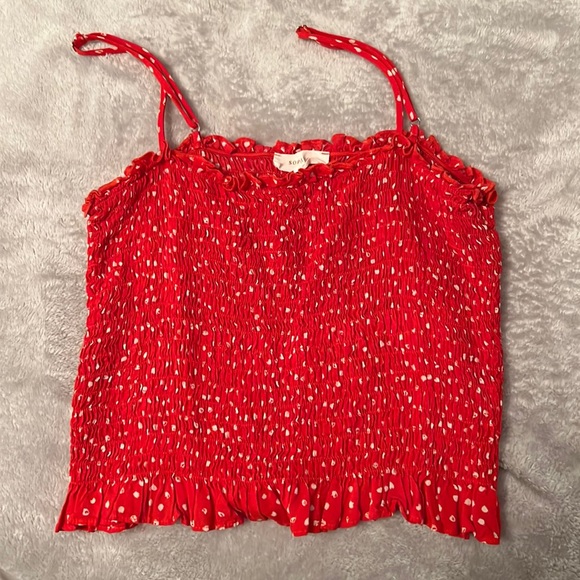 RED TANK - Picture 1 of 2